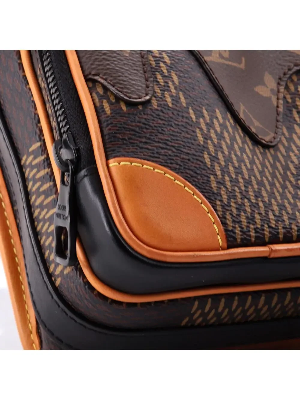 Louis Vuitton Nigo Amazone Messenger #263957L18B